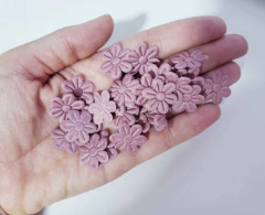 Flor Tecido Prensada 2cm (kit 20un) - Fitas e Laços da Fê | 10x Sem Juros no Cartão de Crédito, Junte Pontos e Troque por Cashback