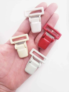 Prendedor de Chupeta M (un) - comprar online