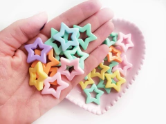 Estrela Vazada Cores Sortidas 27mm 25g