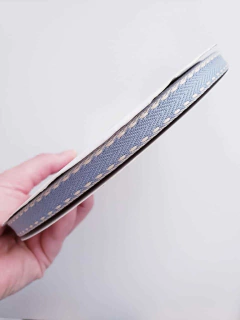 Fita tecido Cinza Azulado Pesponto Creme 10mm (2 metros)