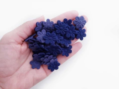 Flor Tecido Prensada 2cm (kit 20un) - Fitas e Laços da Fê | 10x Sem Juros no Cartão de Crédito, Junte Pontos e Troque por Cashback