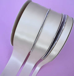 Fita Cetim Creme cor 815 Princess (5 metros)