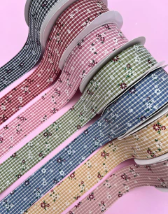 Fita Tecido Xadrez Ramalhete de Flores Dupla face Cetim 38mm (1 metro)