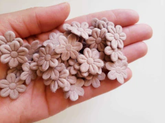 Flor Tecido Prensada 2cm (kit 20un) - Fitas e Laços da Fê | 10x Sem Juros no Cartão de Crédito, Junte Pontos e Troque por Cashback