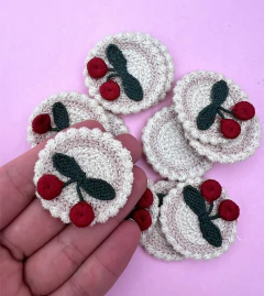 Aplique cereja estilo bordado Fundo Redondo (2un)