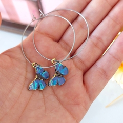 Brinco Argola Borboleta Azul - Loja da Maya