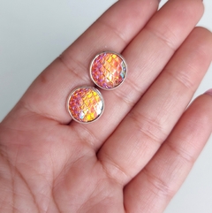 Brincos de Escama de Sereia Furta cor - comprar online