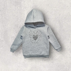 BUZO BEBE Y NIÑO BEEUTY FRIZA GRIS MELANGE CON CAPUCHA ALGODON