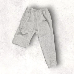 PANTALON FRISA GRISMELANGE ALGODON LISO OKEY TEEN