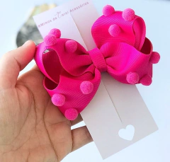 Laço Pompom na internet