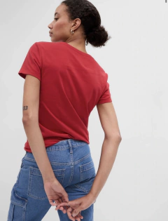 Remera Gap Mujer Slipper Red - comprar online