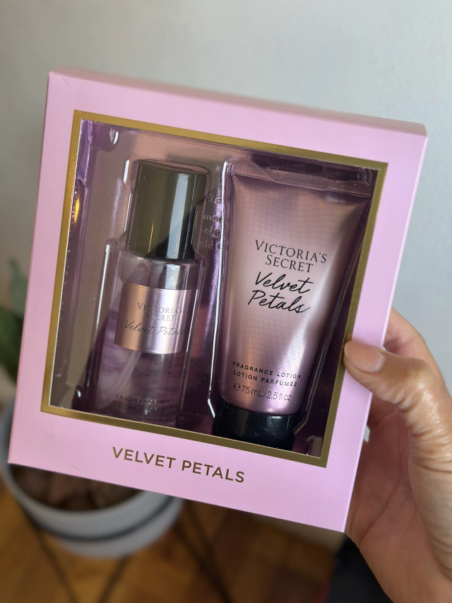 Gift set duo BodyMist y Lotion Velvet Petals de Eva Morena Marcas Importadas Originales