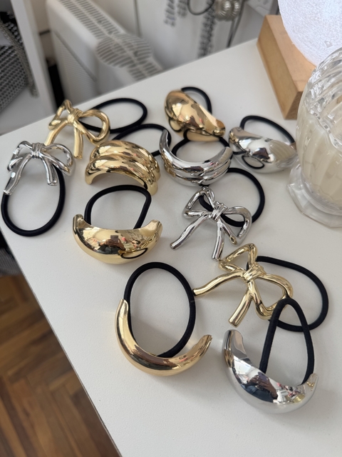 Pony cuff