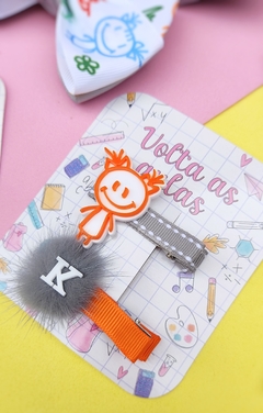 Hair clip Escolar Bonequinha - comprar online