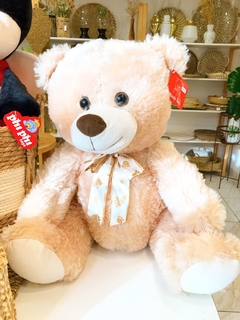 OSO CON MOÑO