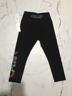 Calza calvin klein en internet