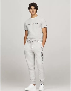Remera Tommy HIlfiger en internet