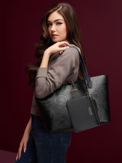 Cartera Guess (totem) - Malefic Sweet