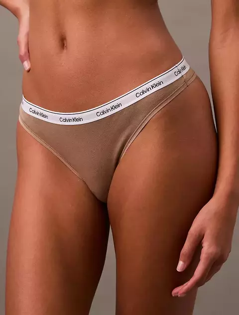 Less Calvin Klein - comprar online