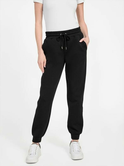 Jogging Guess