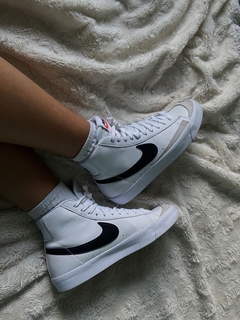 zapatillas blazer Mid 77 white black - comprar online