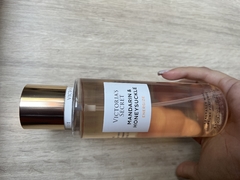Body splash vs Mandarin & Honeysuckle - comprar online
