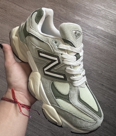 Zapatillas New Balance 9060 - Malefic Sweet
