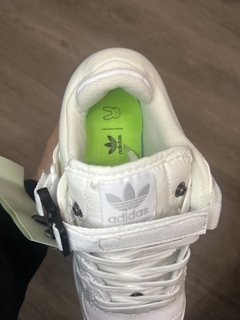 Zapatillas Adidas Bad Bunny White en internet