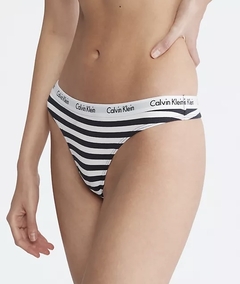 Less Calvin Klein en internet