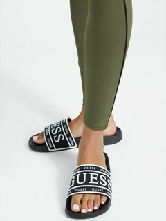 Ojotas Guess