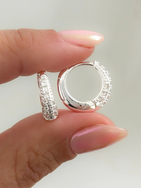 Aros Maya Shine AB