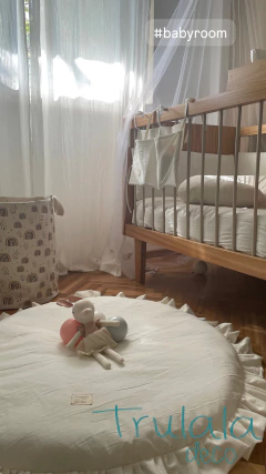 Set acolchado + chichoneras cuna charriot + alfombra - tienda online