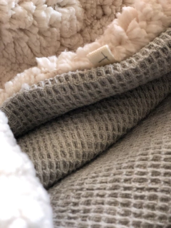 Mantita nido y corderito