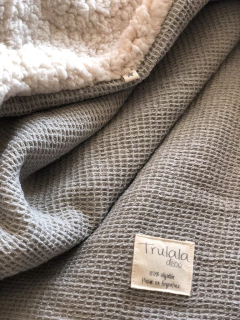 Imagen de Mantita nido y corderito