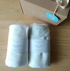 Box 2 Manta tejida + Toallón con capucha - comprar online