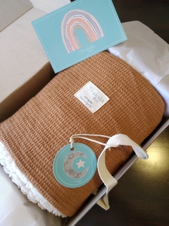 Mantita nido y corderito - comprar online