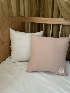 Imagen de Acolchado para cama de 1 plaza Tussor + 2 almohadones