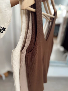 Musculosa de hilo ELIS en internet