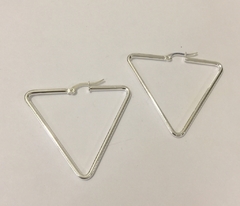 AROS TRIANGULO ARBL137 ACERO BLANCO (3 CM)