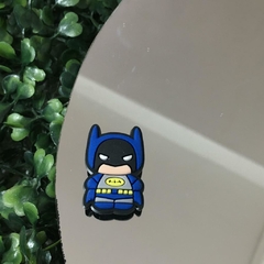 APLIQUE PARA CROKS (1 UNIDAD) (MEDIDA: 2,5 X 1,8 cm) BATMAN ZA225