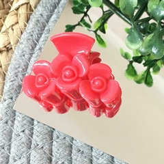 BROCHE ROSITAS ROSAS PLASTICO (4CM X 2 CM)) COL5261