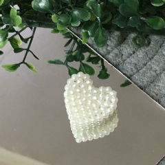 MINI BROCHE CORAZON PERLAS (2,5CM X 2,5 CM) COL5267