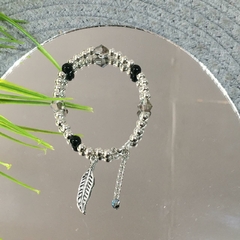 PULSERA BOLITAS PLATEADAS Y DIJE PLUMA (18CM, ALARGUE 21CM) P2511 - comprar online