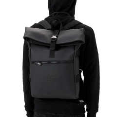 Mochila ROLL TOP Goma en internet