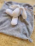 Mantita de apego de plush en internet