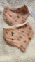 Imagen de babero bandana estampado