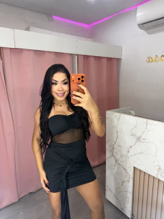 Vestido Thay na internet