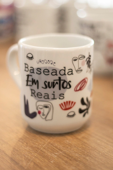 Caneca Surtos Reais - comprar online