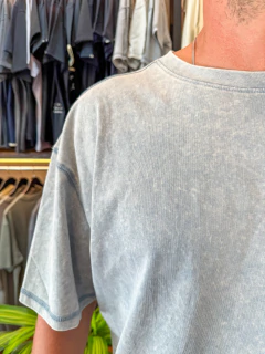 Remera Wash azul en internet