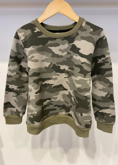 Buzo de frisa camuflado OUTLET (2558)